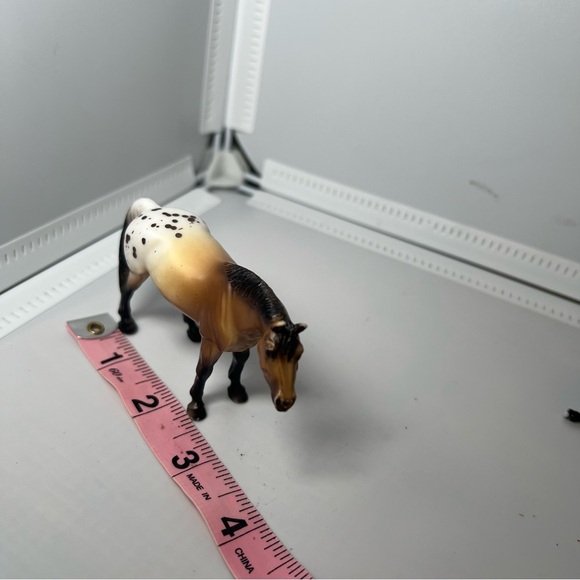 BREYER STABLEMATE-Dun Standardbred And Quarter Horse-USED-Good Condition - Picture 3 of 6